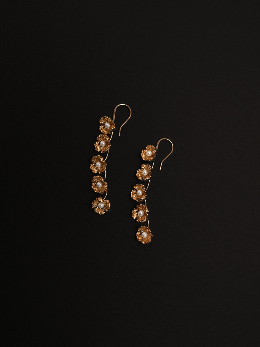 The Poppy Dangle Earring in Gold