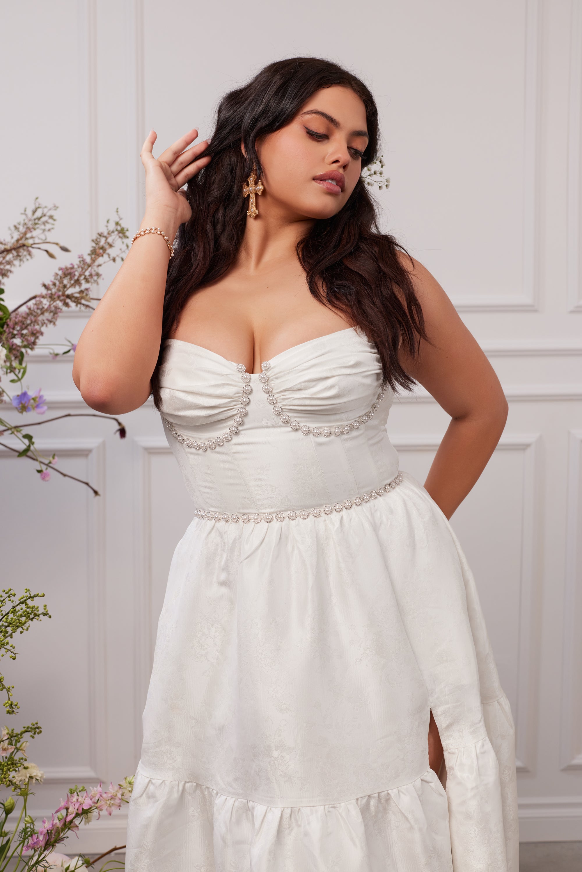 The Lucetta Dress in White Windsor Brocade 2 / White Windsor Brocade The Lucetta Dress in White Windsor Brocade 2 / White Windsor Brocade