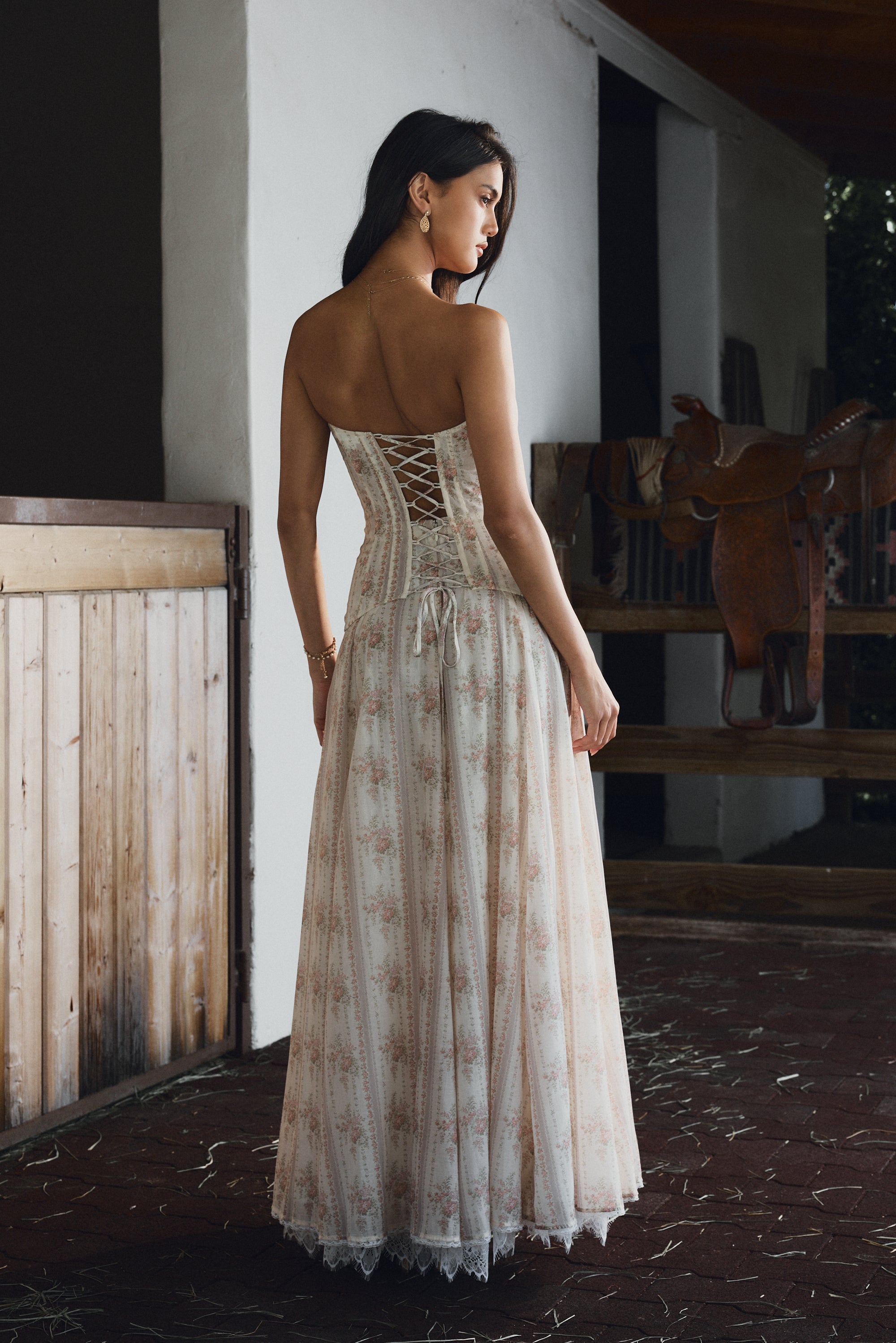 The Enzo Skirt in Vintage Victorian Stripe – V. Chapman