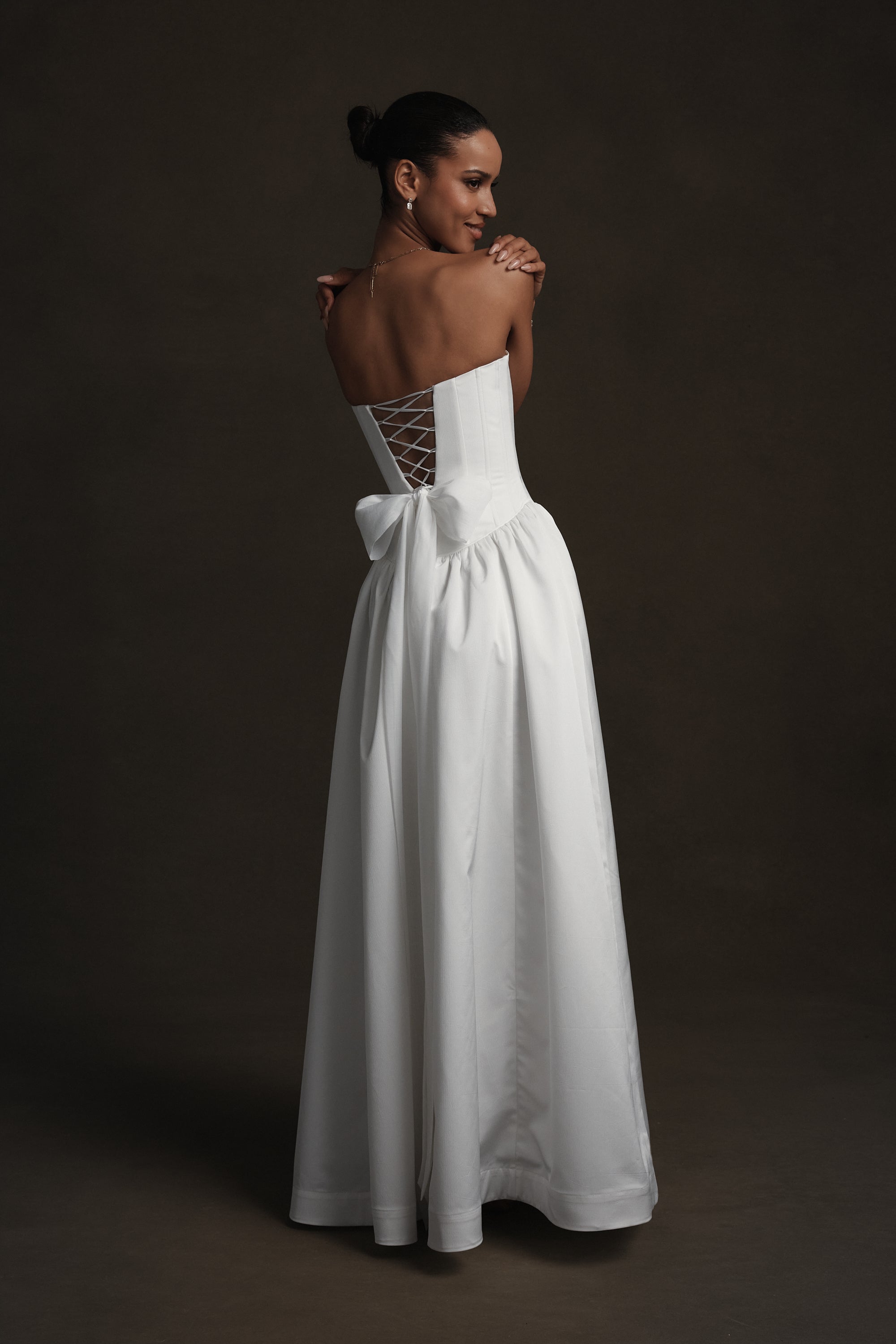 The Clara Gown in White V. Chapman The Clara Gown in White V. Chapman