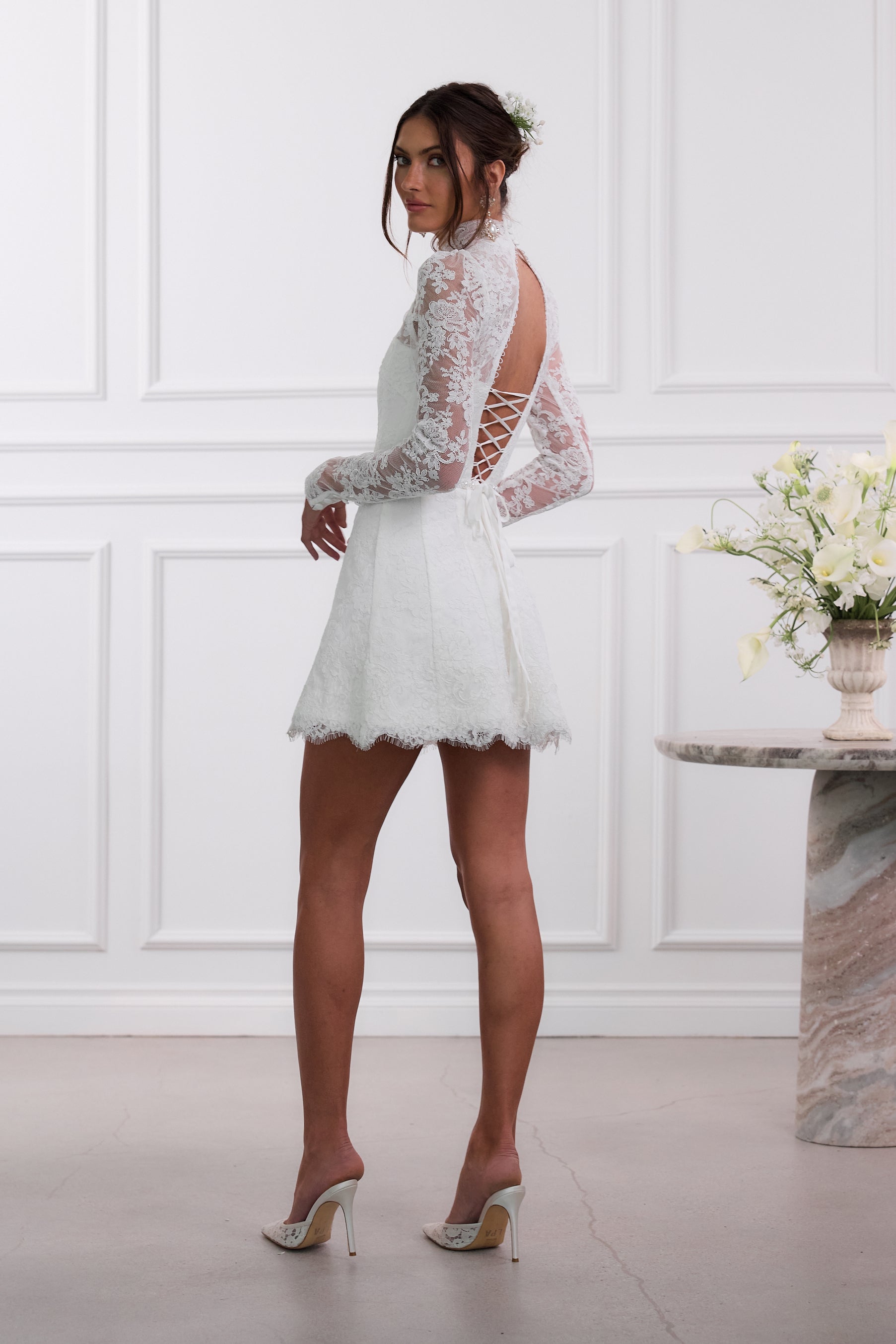 The Gwendolyn Dress in White Chantilly Lace – V. Chapman