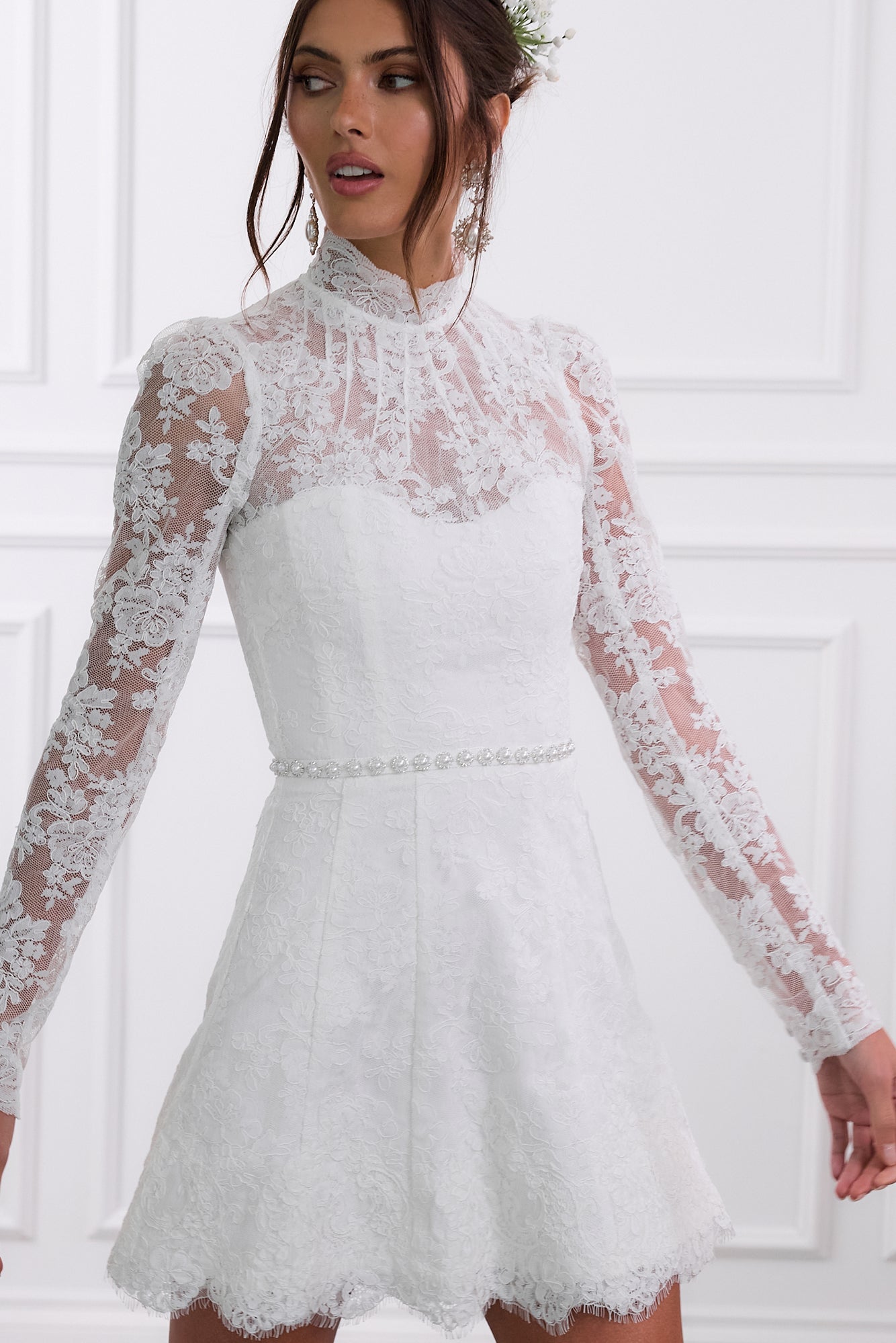 The Gwendolyn Dress in White Chantilly Lace – V. Chapman