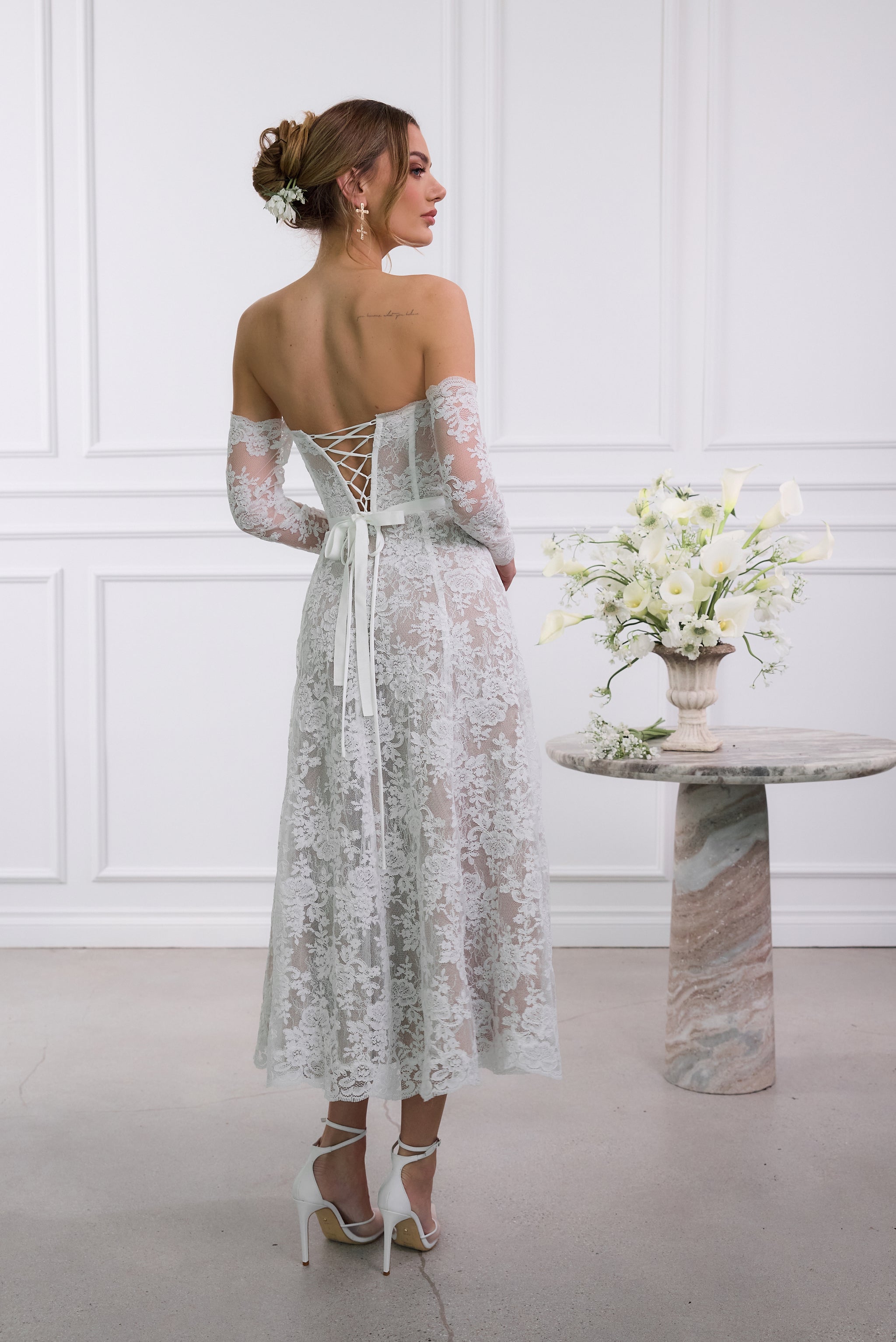 The Katherine Dress in White Chantilly Lace 00 / White Chantilly Lace