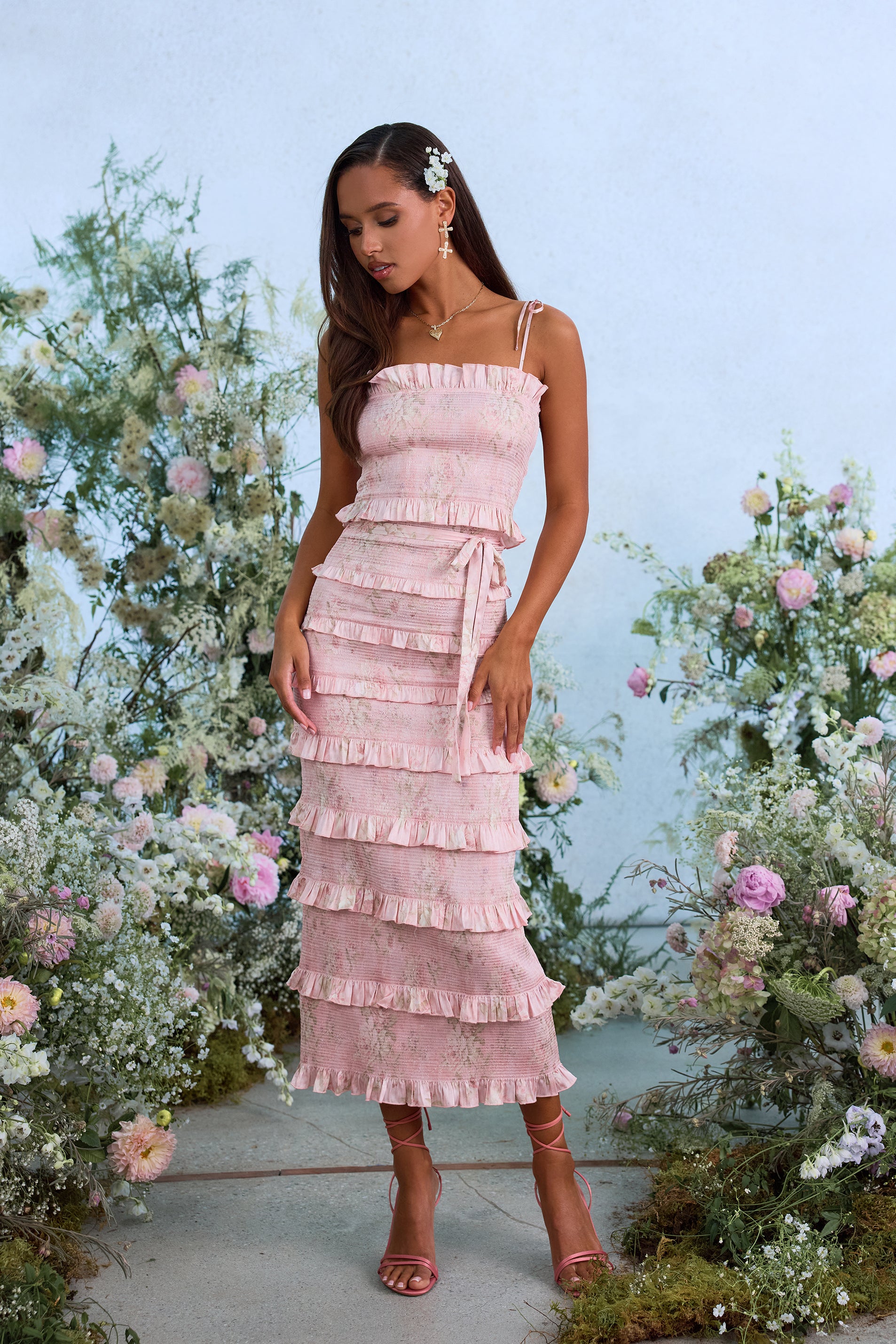 The Lily Dress in Light Pink Tapestry Rose – V. Chapman