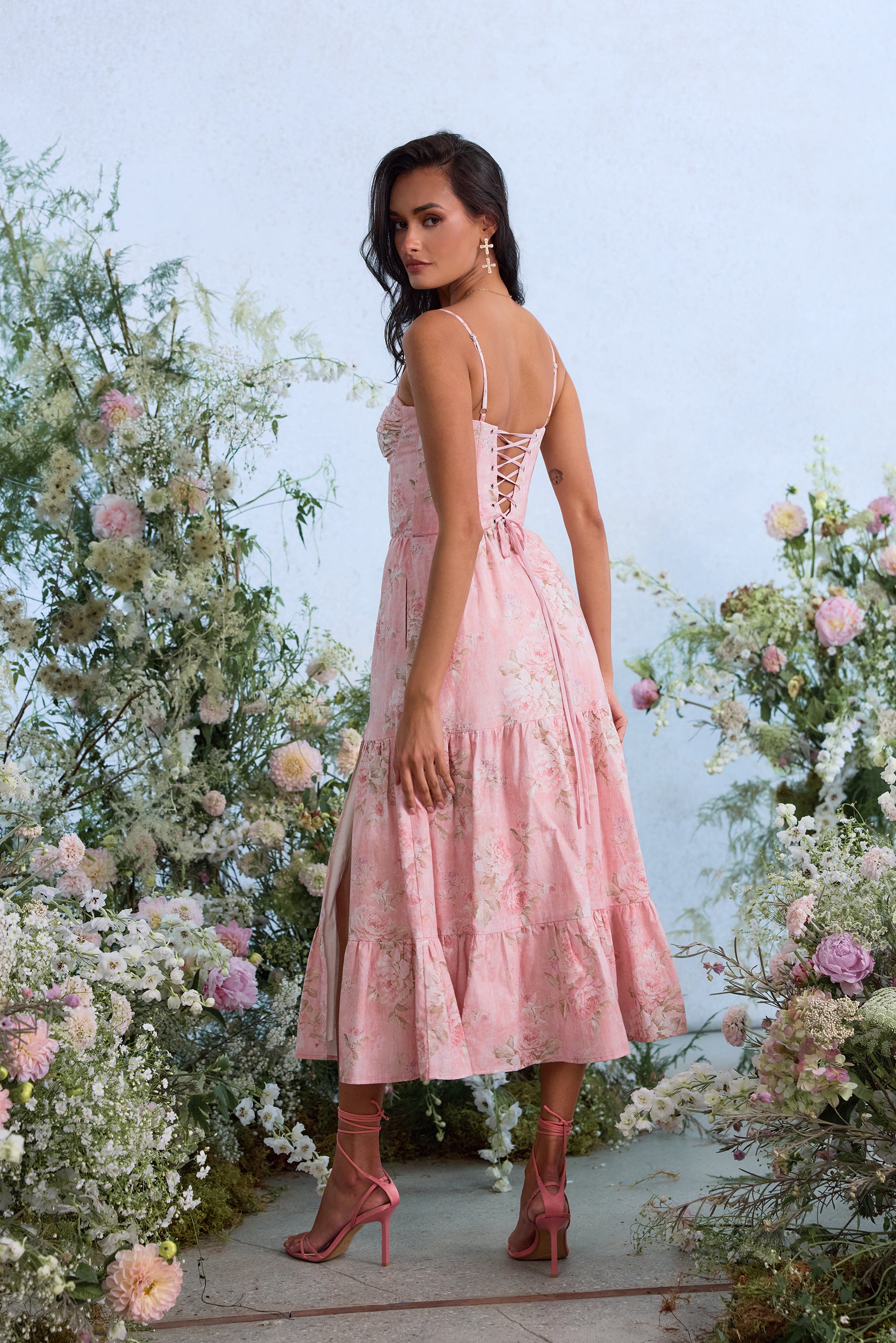 The Lorenza Dress in Light Pink Tapestry Rose – V. Chapman The Lorenza Dress in Light Pink Tapestry Rose – V. Chapman