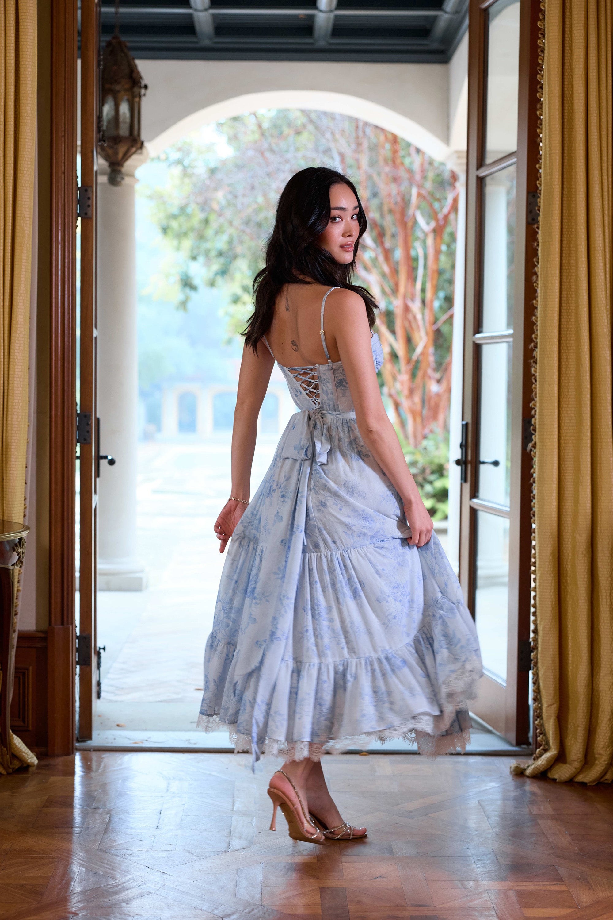 The Lara Dress in Blue Tapestry Rose – V. Chapman