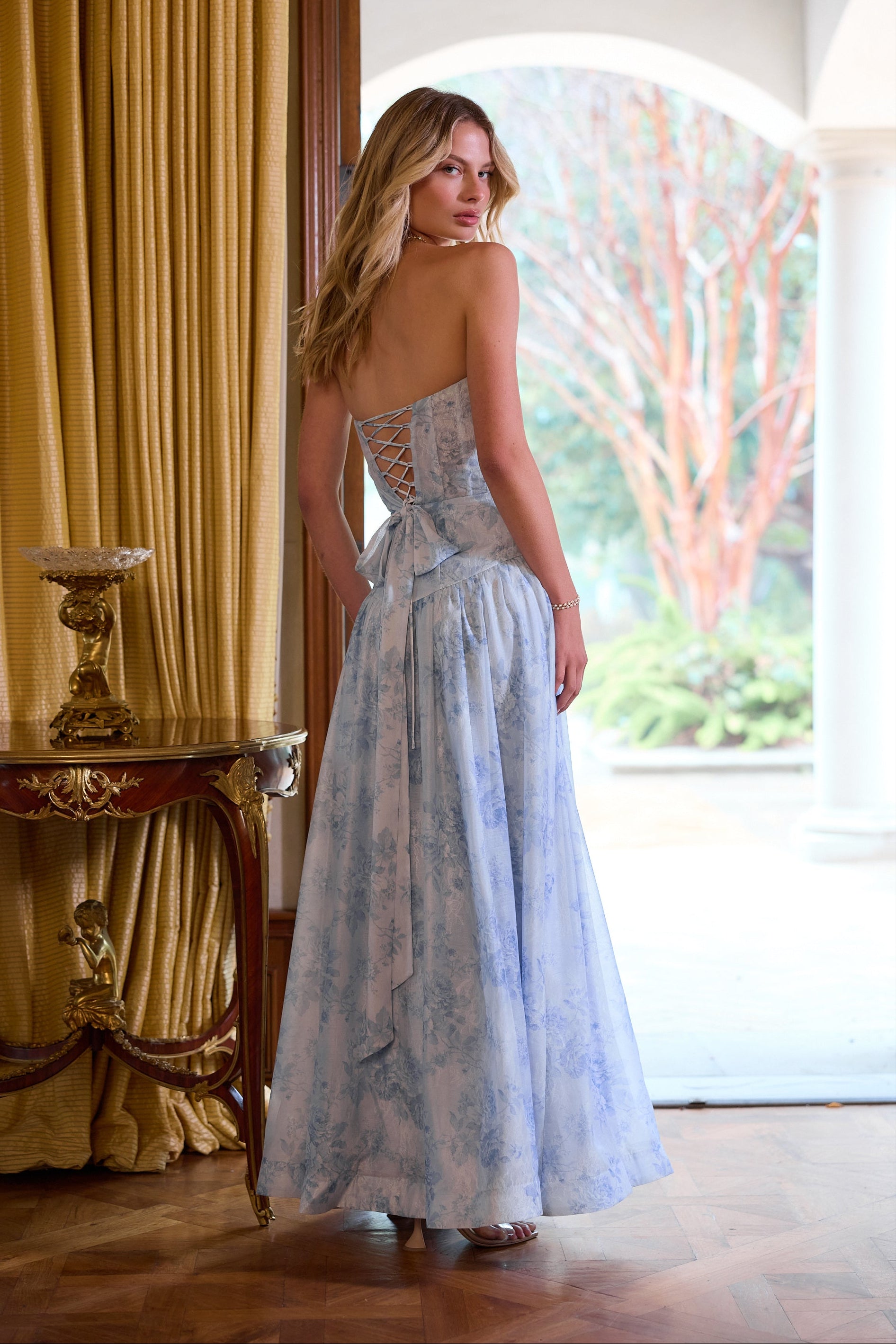 The Rosamund Dress in Blue Tapestry Rose 10 / Blue Tapestry Rose The Rosamund Dress in Blue Tapestry Rose 10 / Blue Tapestry Rose