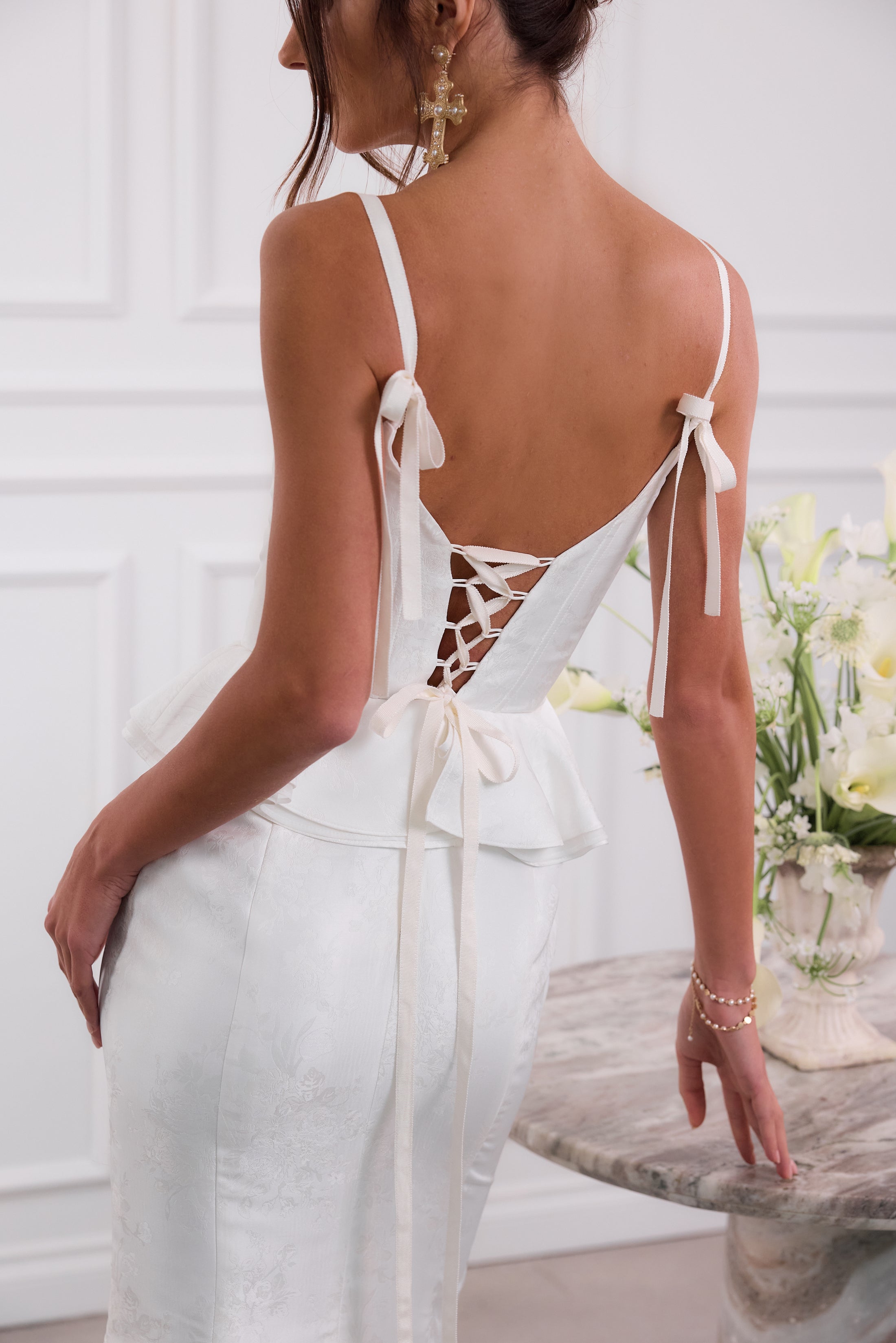 The Willa Dress in White Windsor Brocade 00 / White Windsor Brocade The Willa Dress in White Windsor Brocade 00 / White Windsor Brocade