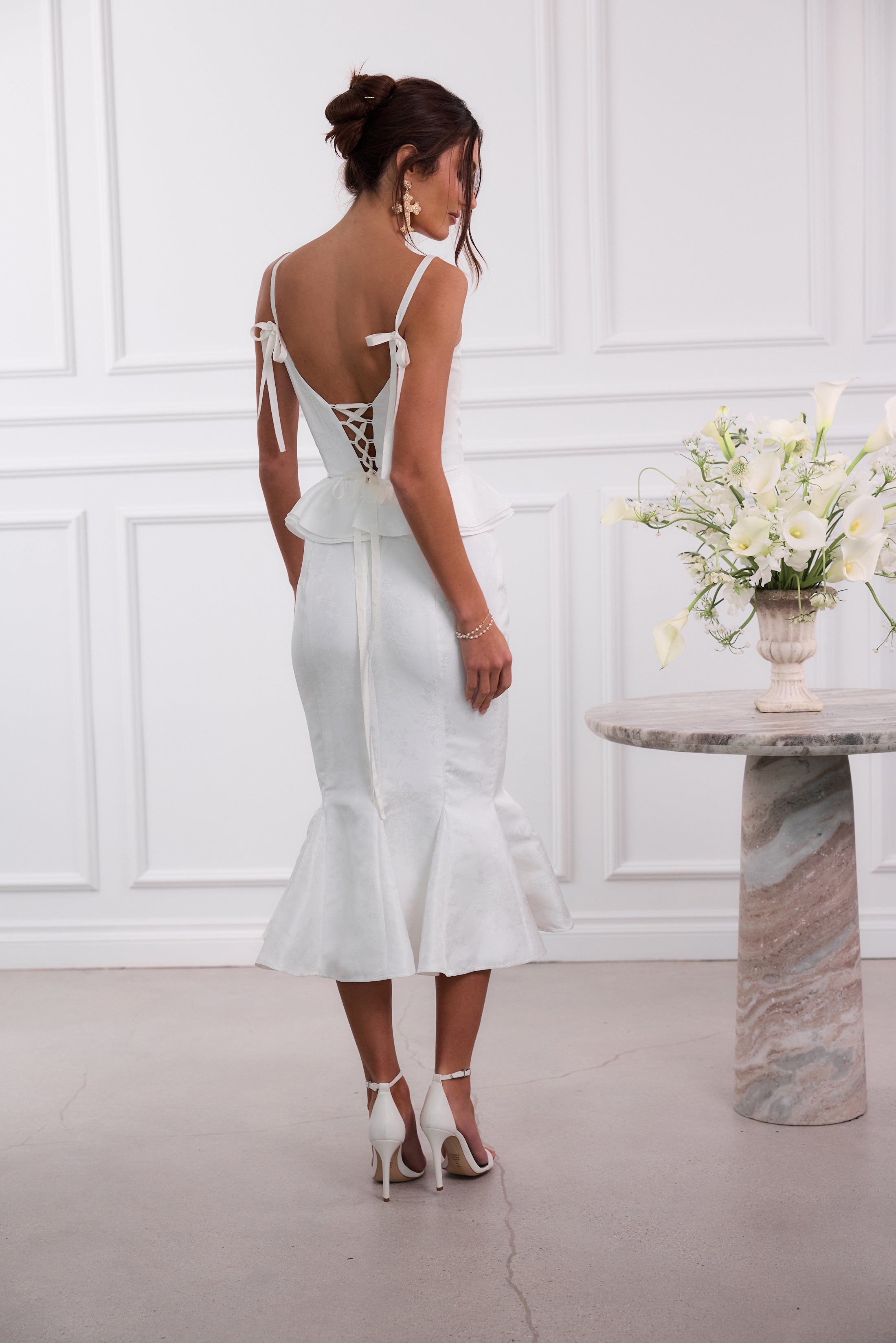 The Willa Dress in White Windsor Brocade 00 / White Windsor Brocade The Willa Dress in White Windsor Brocade 00 / White Windsor Brocade