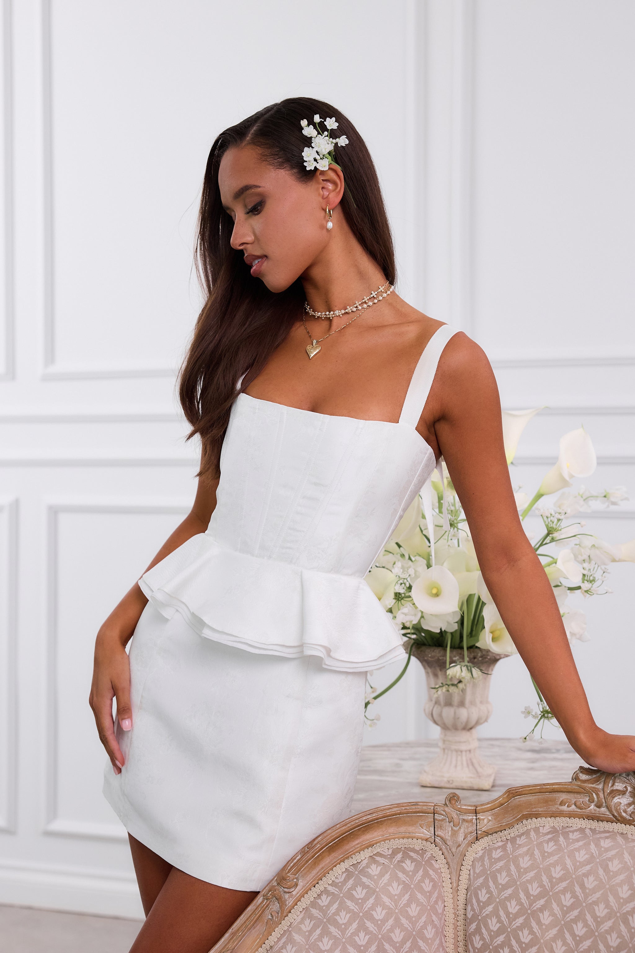 The Winter Dress in White Windsor Brocade – V. Chapman