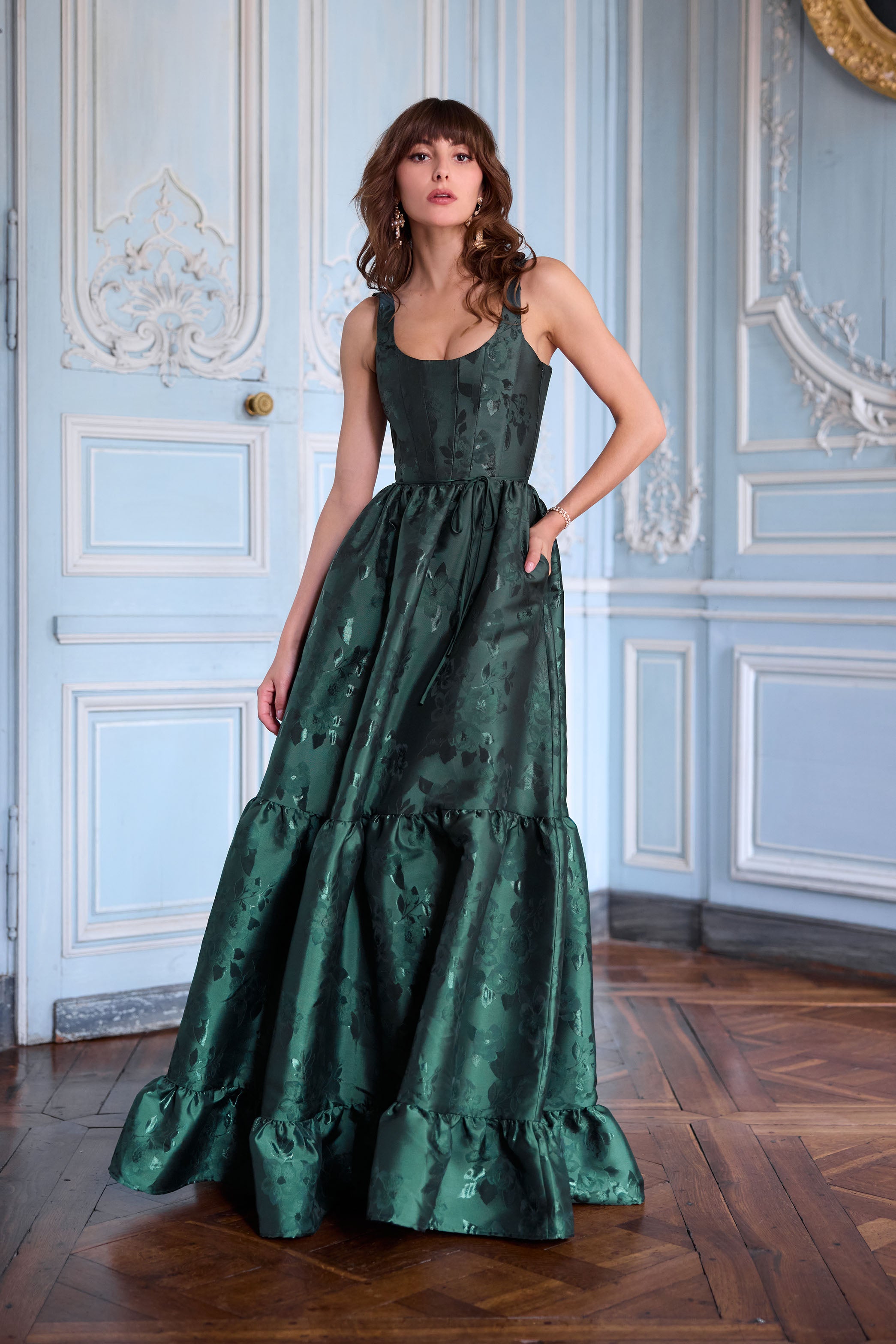 The Avery Dress in Emerald Baroque Floral 00 / Emerald Baroque Floral The Avery Dress in Emerald Baroque Floral 00 / Emerald Baroque Floral