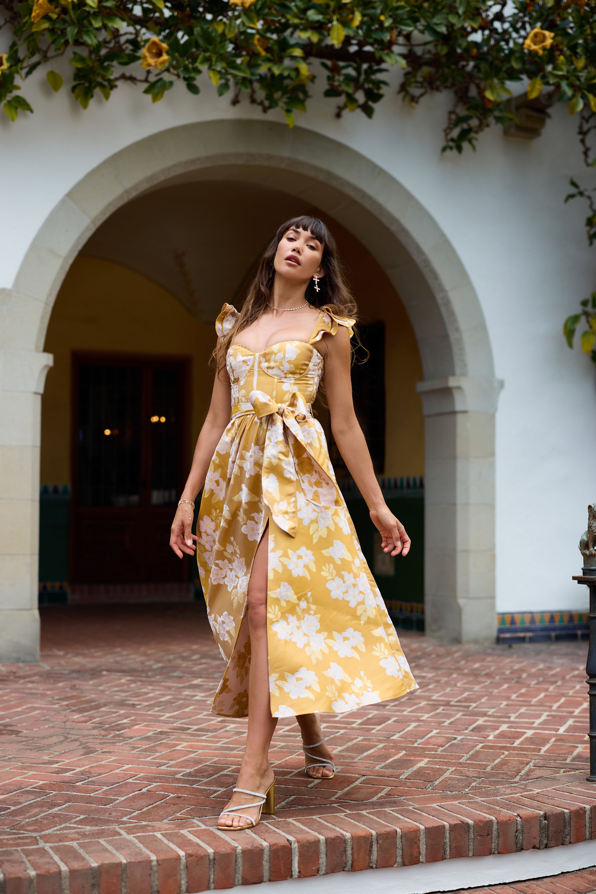The Vera Dress in Gold Baroque Floral 12 / Gold Baroque Floral The Vera Dress in Gold Baroque Floral 12 / Gold Baroque Floral